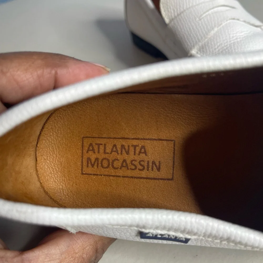 Atlanta Moccasin white leather size 33 (USA) 3 kids penny loafers driving boat